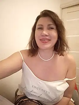 Ambika beauty online show from 11-25-25, 09:26