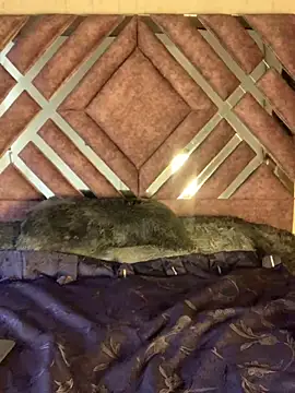 LunaMoore Pink online show from 02-23-26, 03:34