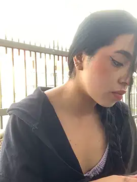 LunaMoore Pink online show from 11-20-25, 01:12