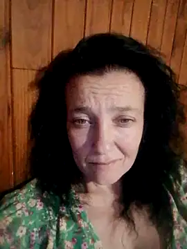 Snapshot of velvet_2200 chatting on 10-15-25, 07:11 velvet 2200 online show from 10-15-25, 07:11