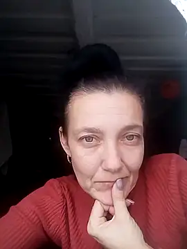 Snapshot of velvet_2200 chatting on 10-20-25, 06:59 velvet 2200 online show from 10-20-25, 06:59