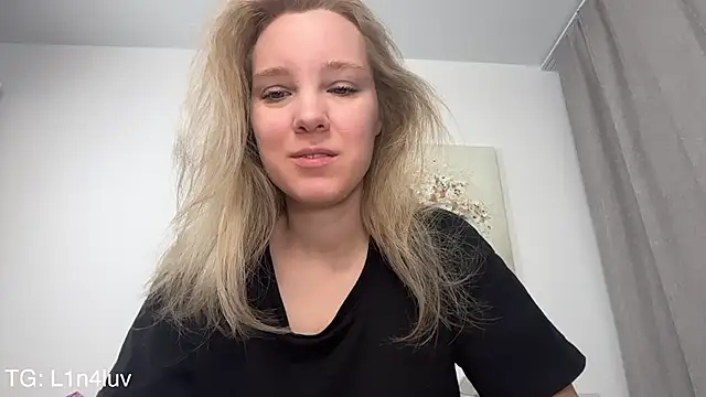 AIicaparkerc online show from 02-23-26, 04:36