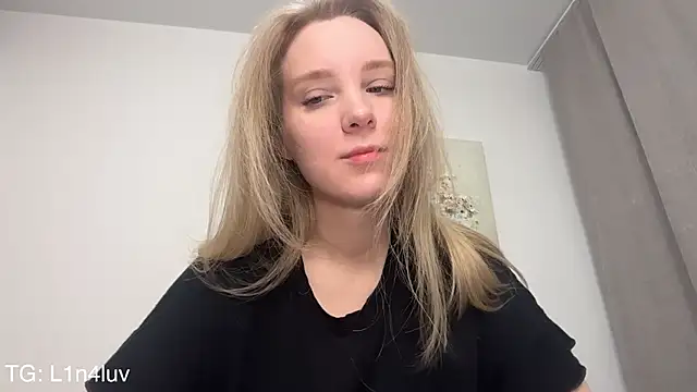 AIicaparkerc online show from 02-19-26, 04:20