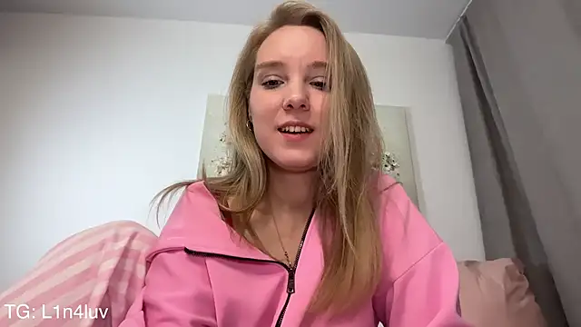 AIicaparkerc online show from 04-01-26, 06:16