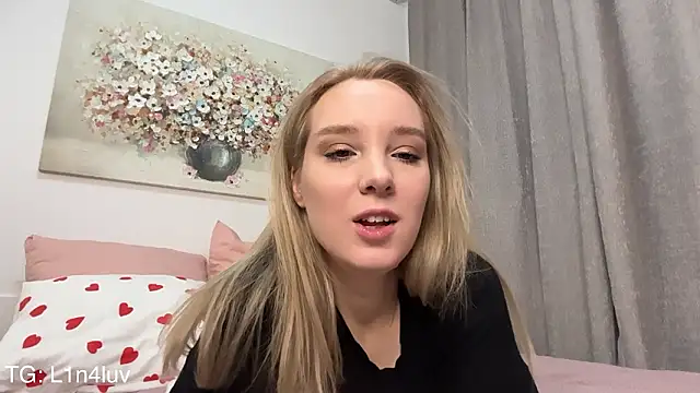 AIicaparkerc online show from 02-02-26, 02:54