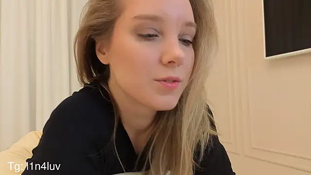 AIicaparkerc online show from 12-16-25, 09:30