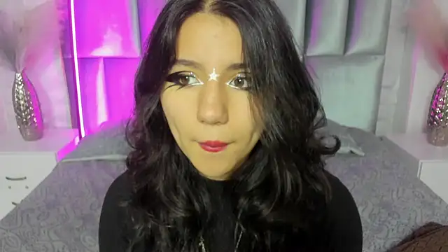 HollyPeach online show from 03-29-26, 04:52