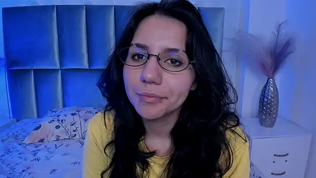 HollyPeach online show from 07-28-26, 08:52