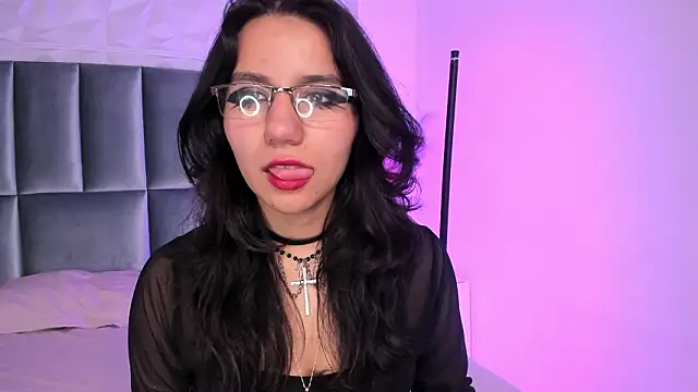 HollyPeach online show from 02-09-26, 07:34