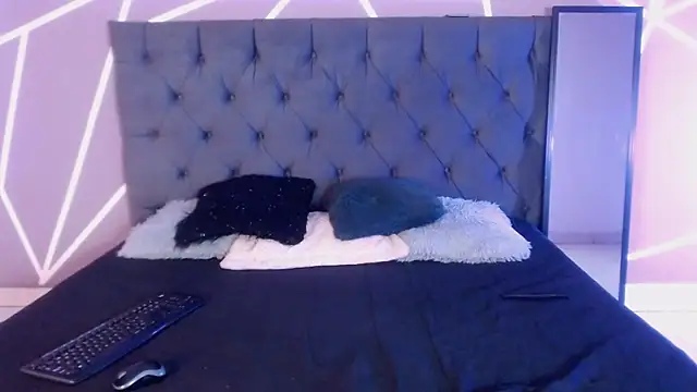 Sailor 1126 online show from 10-23-25, 09:46