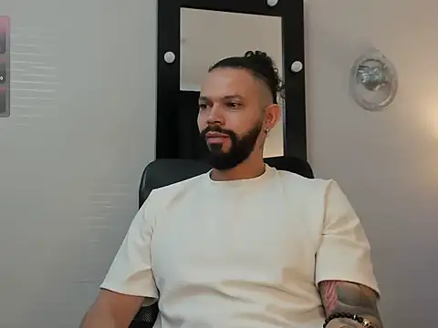 AlukardBig online show from 01-11-26, 02:35