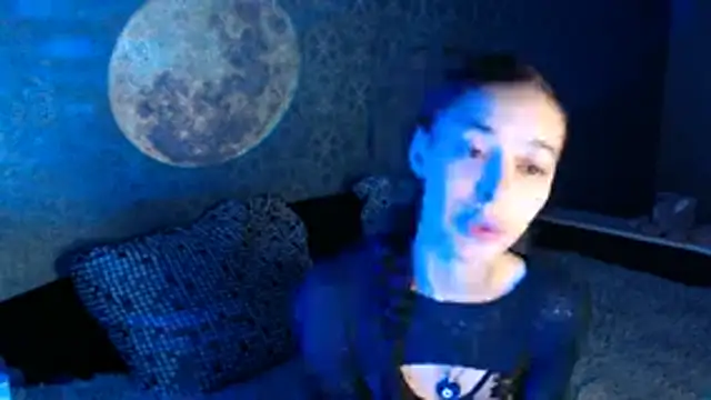 Daphne Darkthorn online show from 11-13-25, 07:29