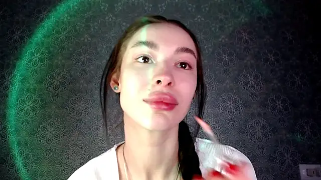 Daphne Darkthorn online show from 01-19-26, 02:15