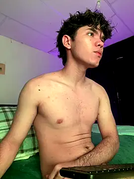 Im Camii online show from 12-14-25, 11:32