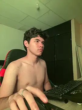 Im Camii online show from 03-01-26, 07:36