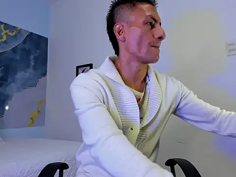 latin crissex online show from 10-18-25, 11:56
