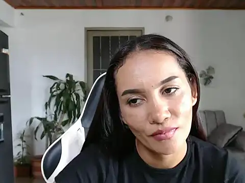 moon1 95 online show from 10-20-25, 06:41