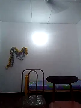 Snapshot of Expose_Queen chatting on 07-14-26, 06:58 Expose Queen online show from 07-14-26, 06:58