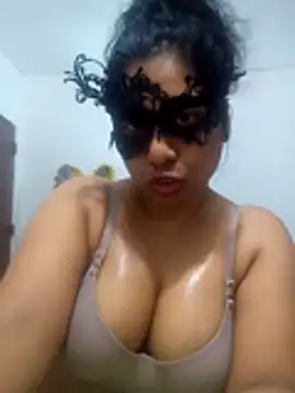 Snapshot of Expose_Queen chatting on 07-28-26, 05:12 Expose Queen online show from 07-28-26, 05:12