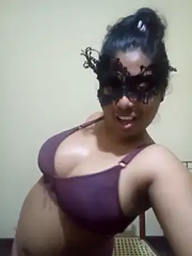 Expose Queen online show from 03-04-26, 05:53