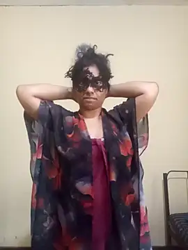 Expose Queen online show from 02-20-26, 07:43