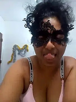Expose Queen online show from 06-06-26, 08:14