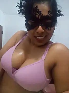 Snapshot of Expose_Queen chatting on 07-20-26, 05:48 Expose Queen online show from 07-20-26, 05:48
