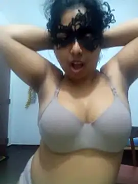 Snapshot of Expose_Queen chatting on 07-28-26, 07:39 Expose Queen online show from 07-28-26, 07:39