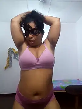 Expose Queen online show from 06-10-26, 06:09