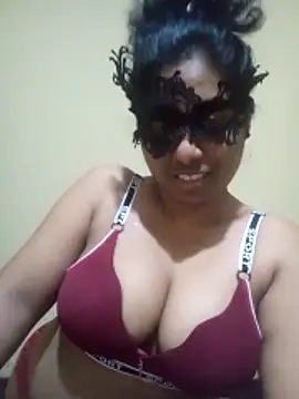 Expose Queen online show from 03-06-26, 06:03