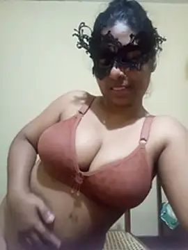 Expose Queen online show from 12-16-25, 05:50