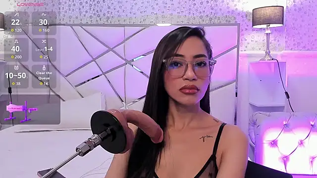 Snapshot of GabbiePrice chatting on 04-21-26, 12:12 GabbiePrice online show from 04-21-26, 12:12