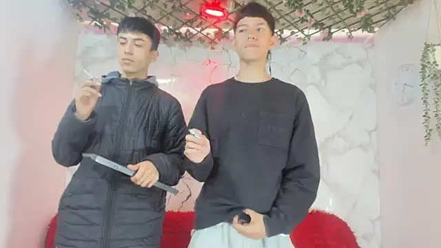 heyy noah11 online show from 04-18-26, 01:35