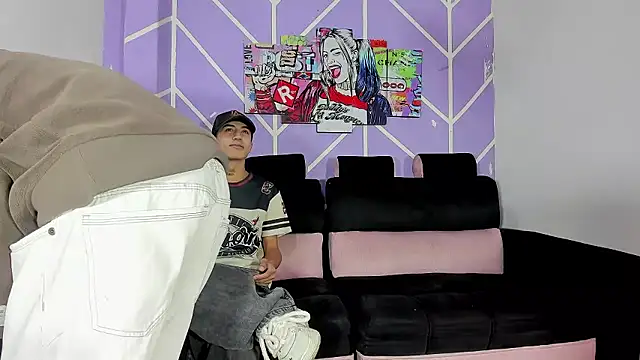 heyy noah11 online show from 01-17-26, 02:42