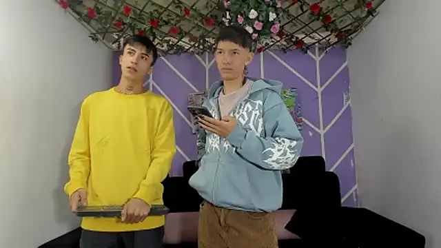 heyy noah11 online show from 02-28-26, 01:44