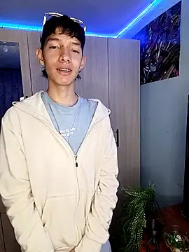 heyy noah11 online show from 11-09-25, 12:47