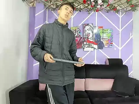 heyy noah11 online show from 03-28-26, 01:34