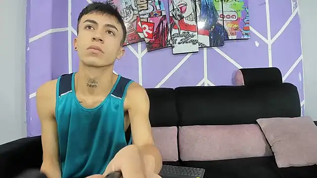 heyy noah11 online show from 03-26-26, 01:42