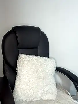  Isabella 1 online show from 11-08-25, 02:37