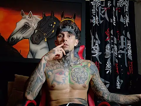 Molotov Explosive online show from 10-22-25, 11:36