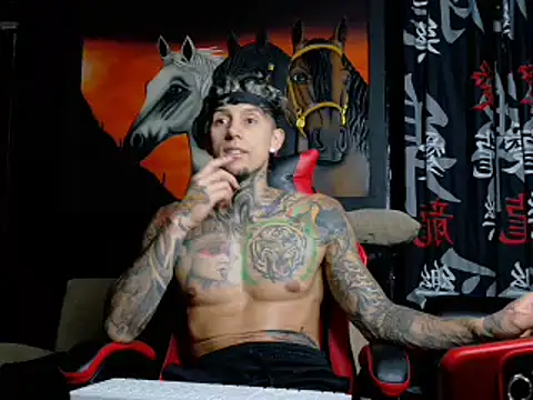 Molotov Explosive online show from 10-22-25, 04:23