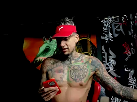 Molotov Explosive online show from 10-14-25, 02:50