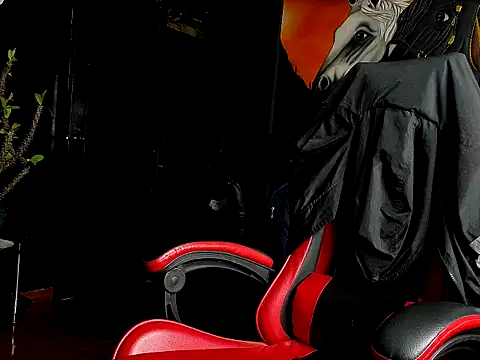 Molotov Explosive online show from 02-15-26, 12:11