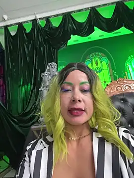 niki la rose 2 0 online show from 10-31-25, 12:57