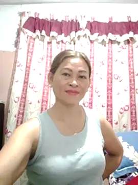 Snapshot of merr_ann123 chatting on 05-03-26, 12:27 merr ann123 online show from 05-03-26, 12:27