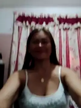 Snapshot of merr_ann123 chatting on 05-27-26, 01:57 merr ann123 online show from 05-27-26, 01:57