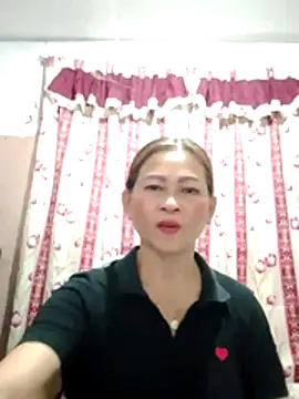 Snapshot of merr_ann123 chatting on 05-17-26, 10:48 merr ann123 online show from 05-17-26, 10:48