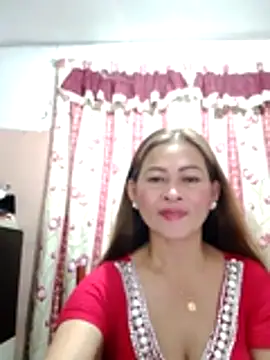 Snapshot of merr_ann123 chatting on 05-13-26, 10:11 merr ann123 online show from 05-13-26, 10:11