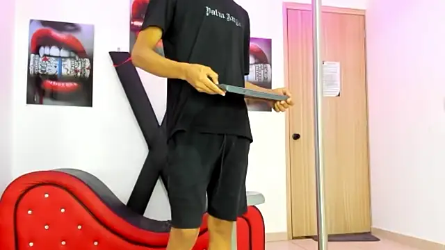 EMPIRE BOYS1 online show from 11-03-25, 07:06