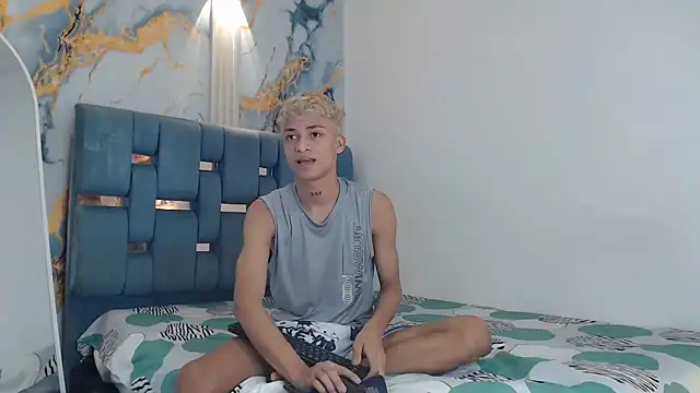 EMPIRE BOYS1 online show from 03-20-26, 07:15